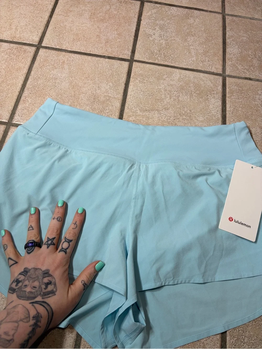 NWT Lululemon Speed Up High-Rise Short *2.5